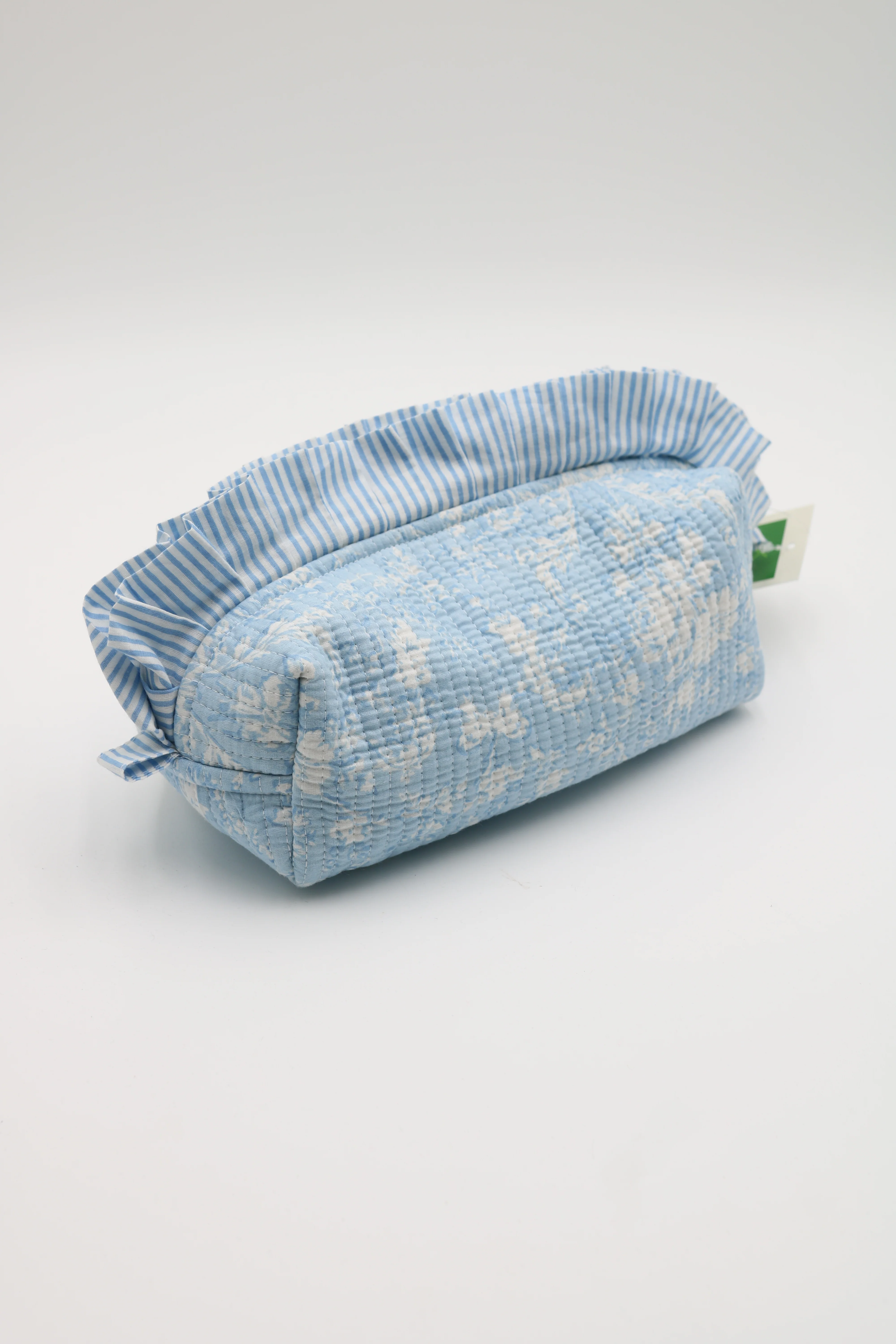 Jane Frilly Medium Toiletry Pouch - Image 3