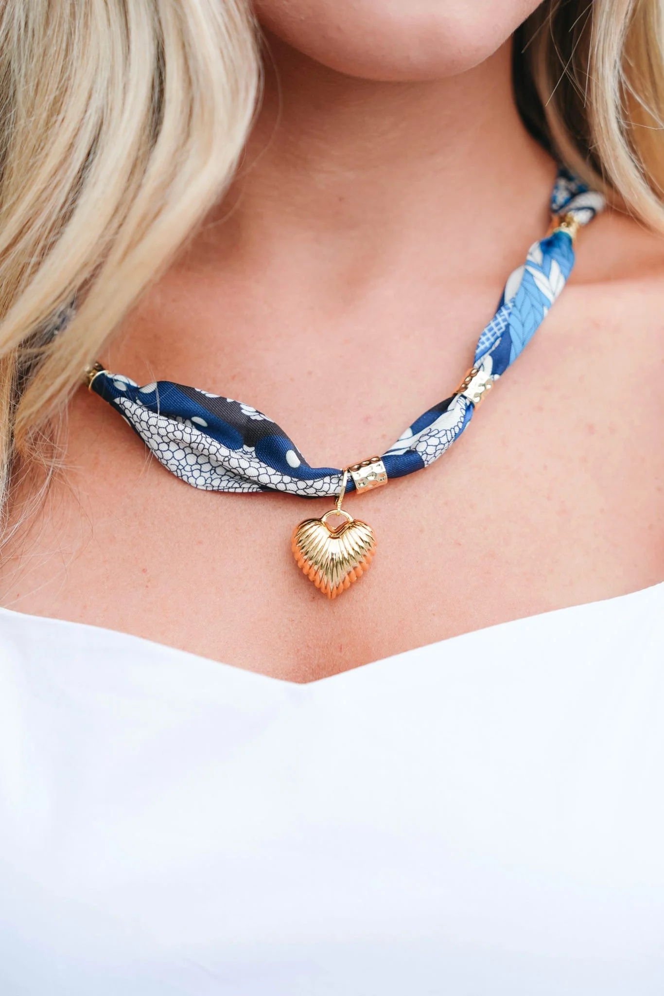 Germelli Scarf Necklace - Image 3