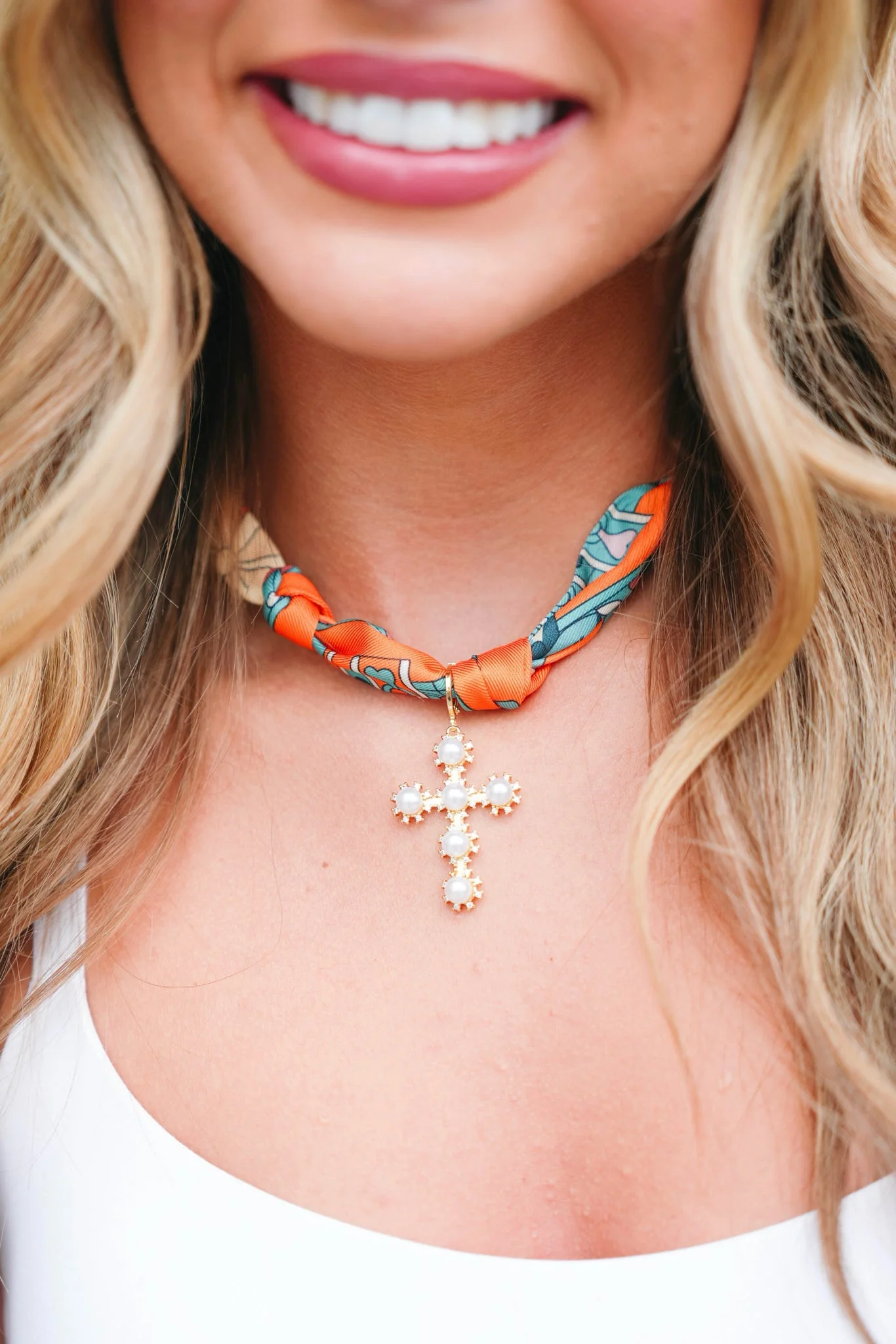 Germelli Scarf Necklace - Image 8