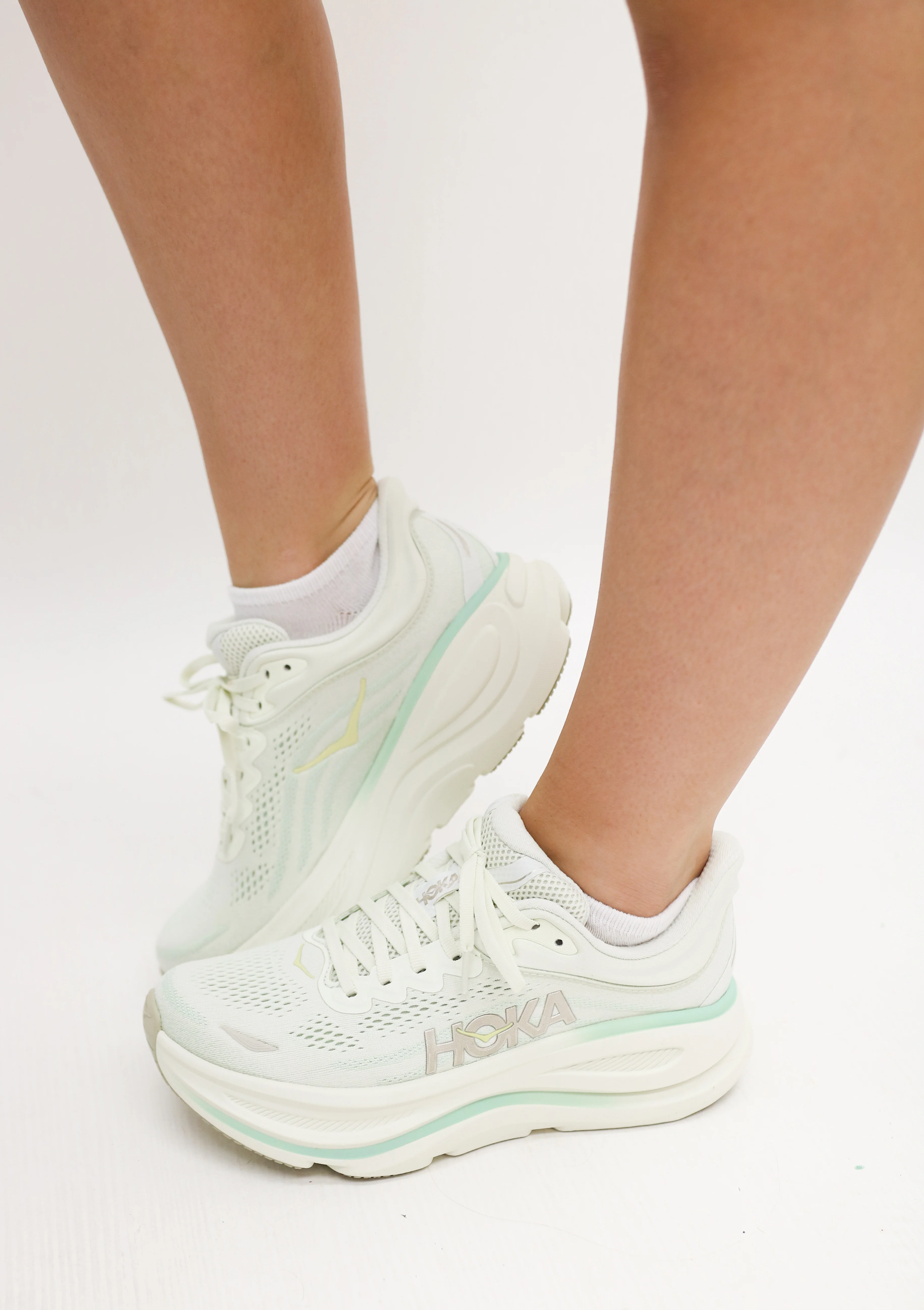 Womens' Hoka Bondi 9 Athletic Shoe - Image 17