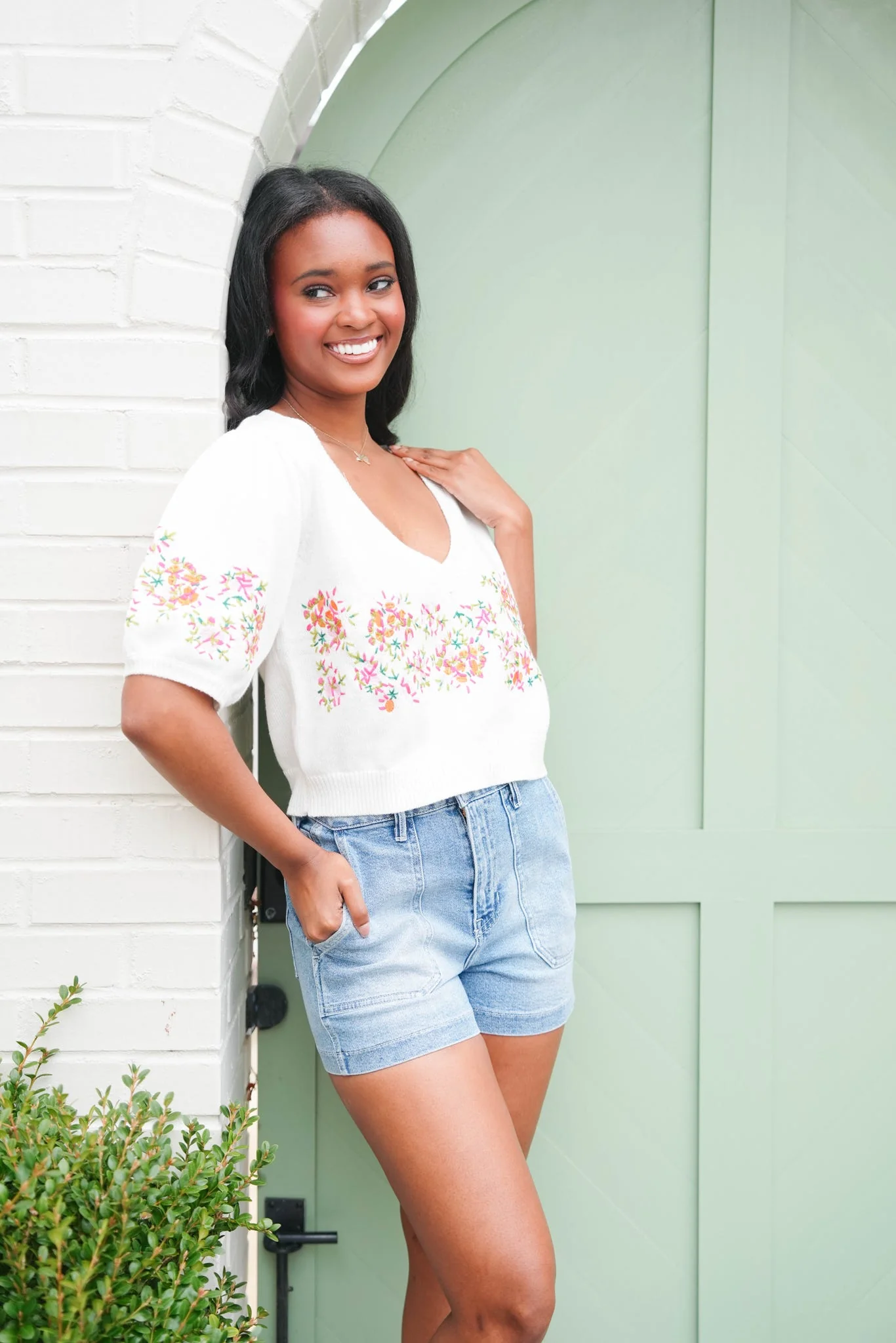 Just Black Utility Shorts - Image 9