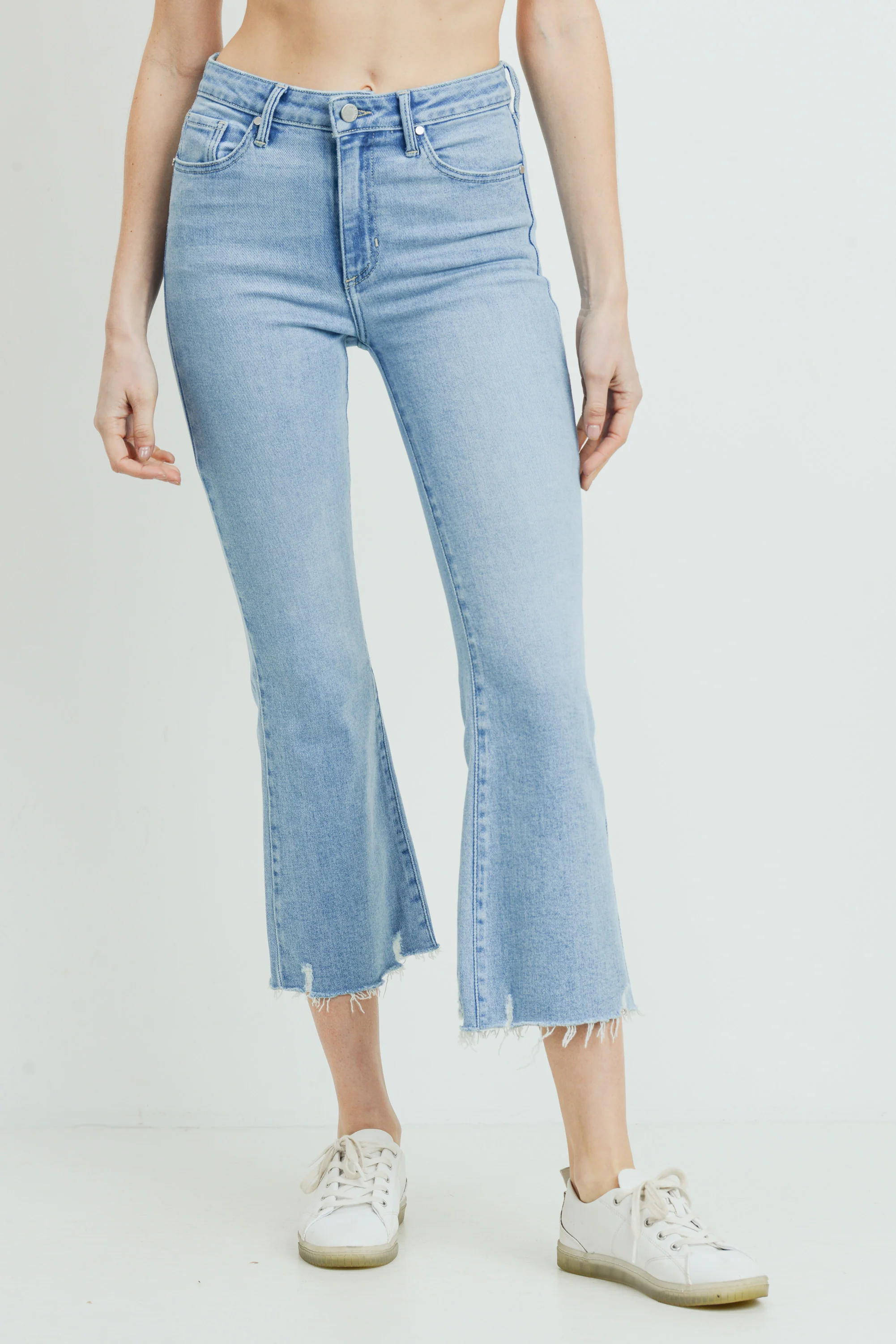 Just Black Cropped Flare Jean - Image 3
