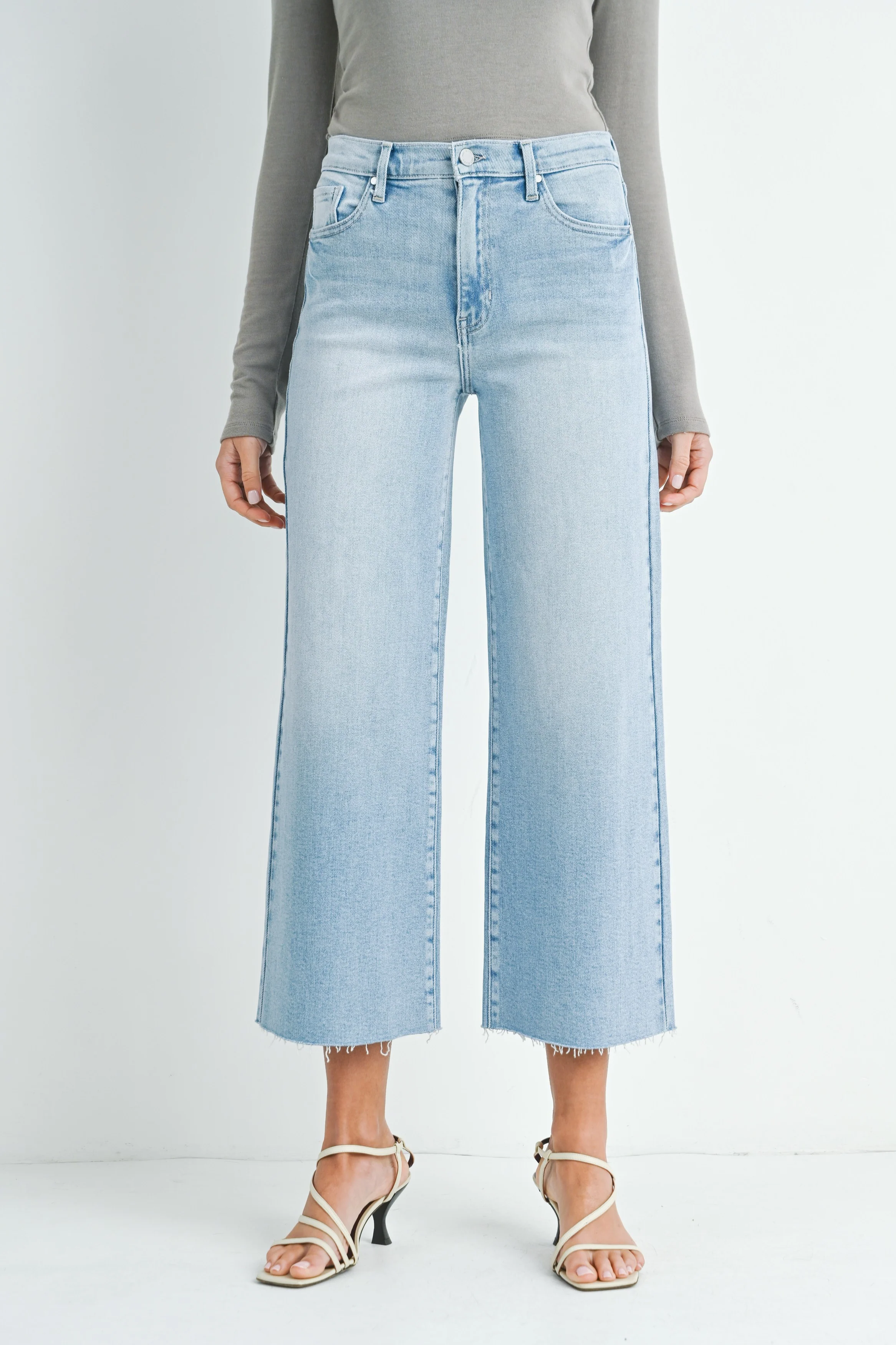 Just Black Scissor Cut Jeans - Image 3