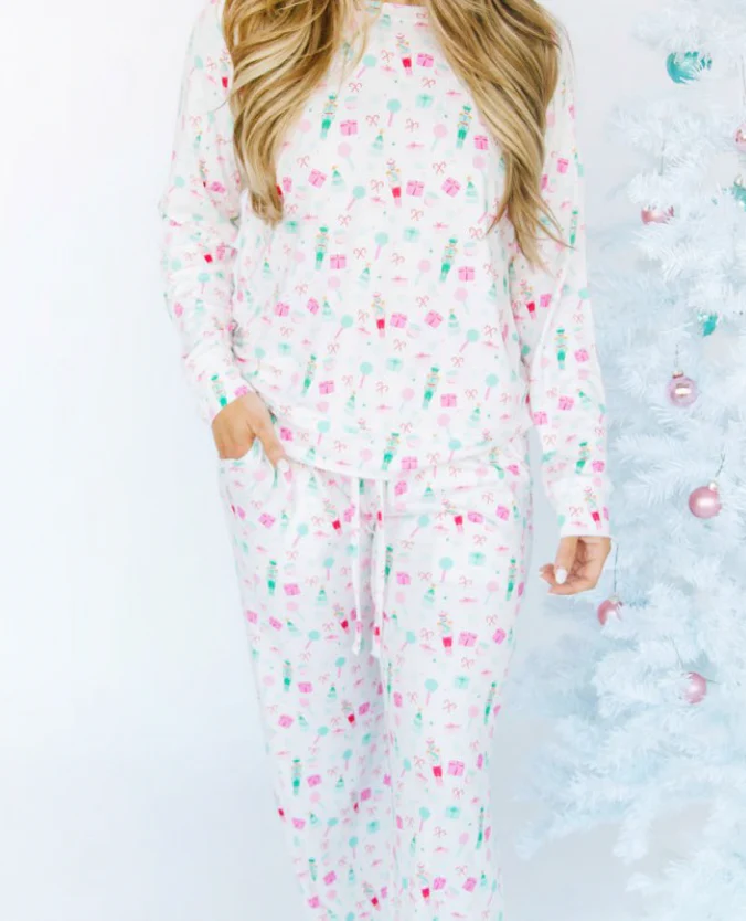 Mary Square Annie Pants - Image 17