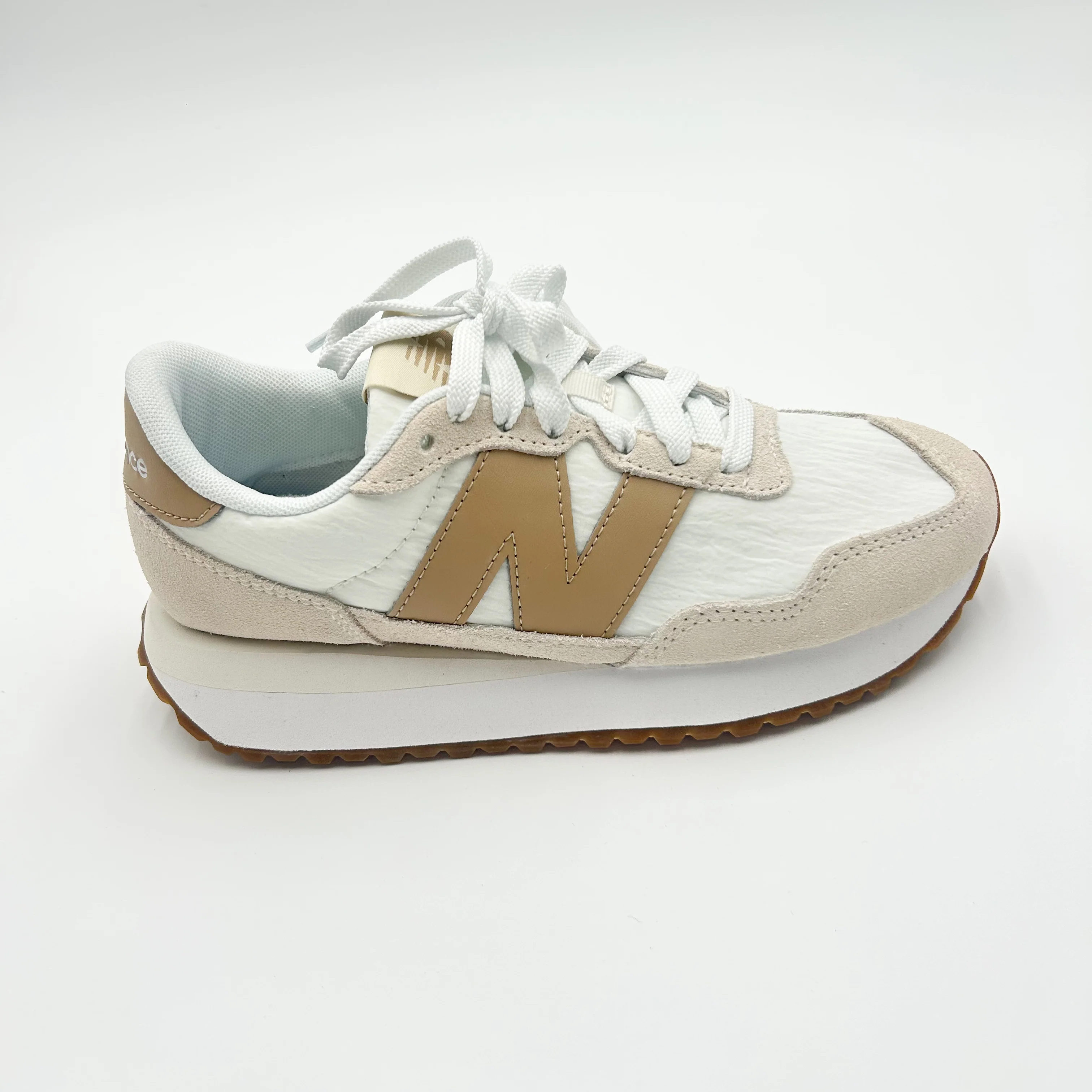 Women's New Balance 237 Sneaker - Image 18