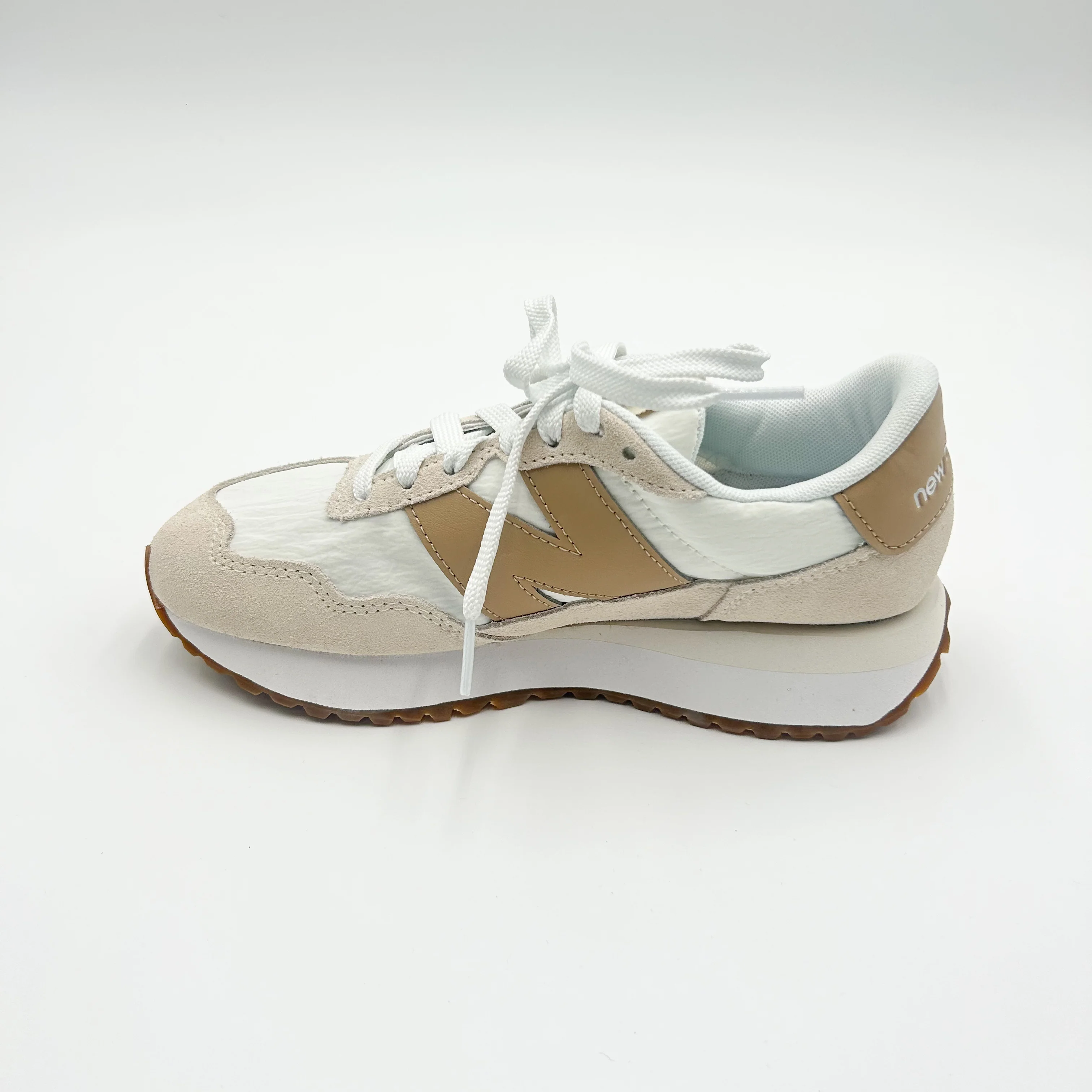 Women's New Balance 237 Sneaker - Image 19
