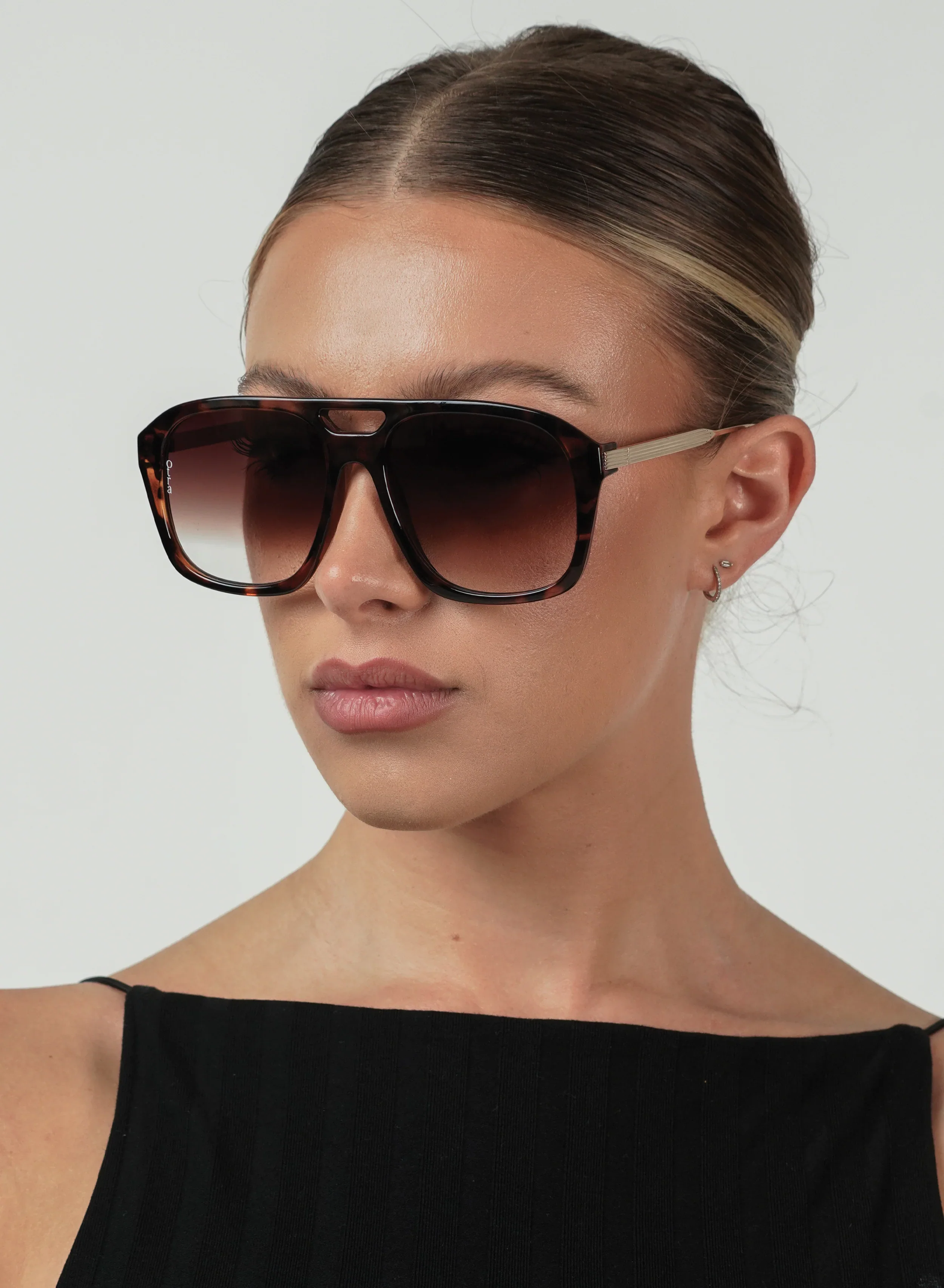 Otra Reina Sunglasses - Image 4