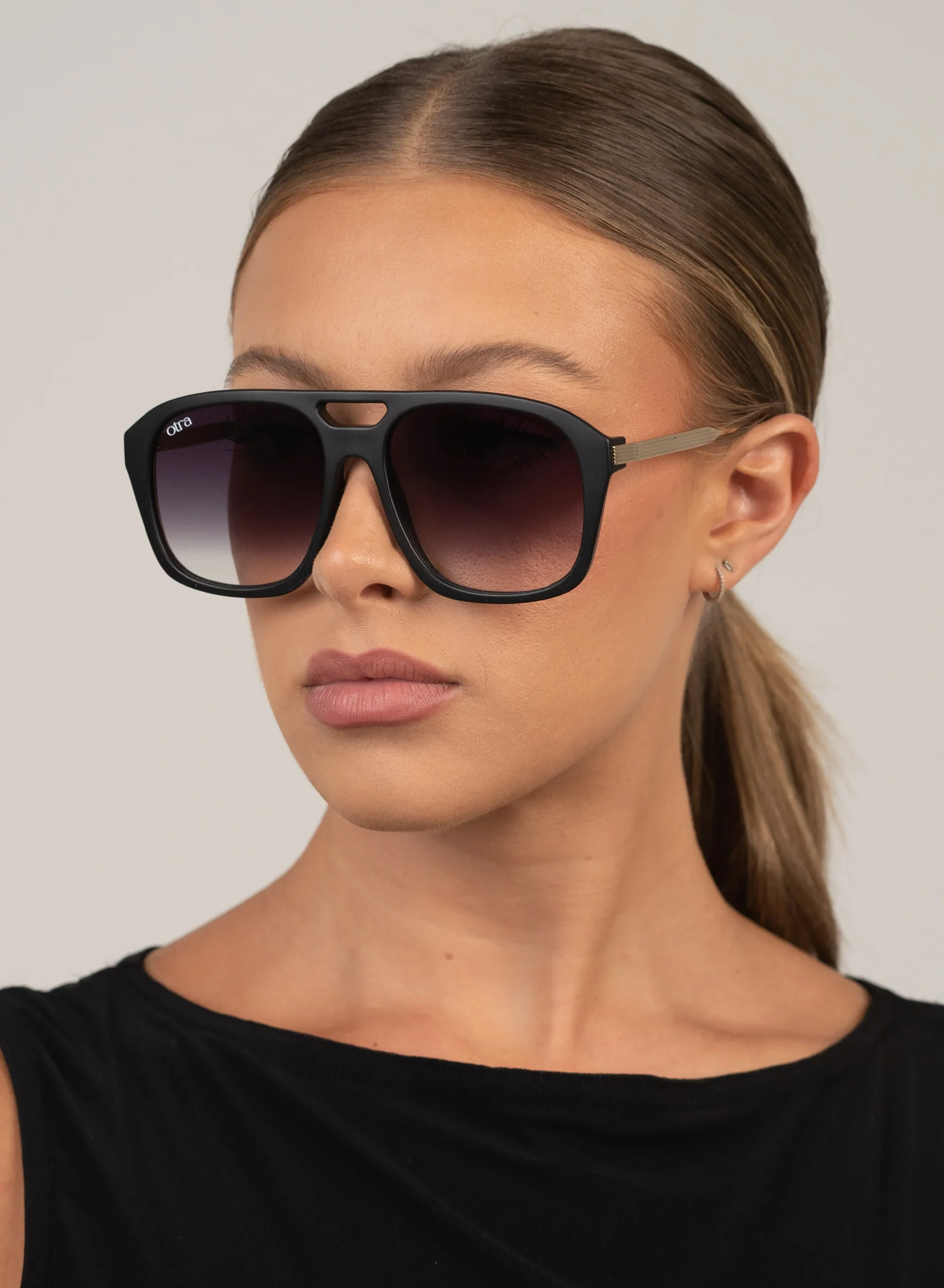 Otra Reina Sunglasses - Image 5