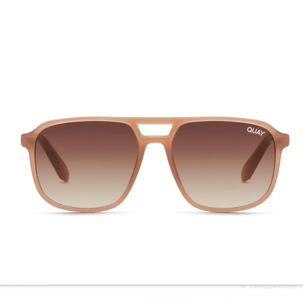 Quay On The Fly Sunglasses - Image 4