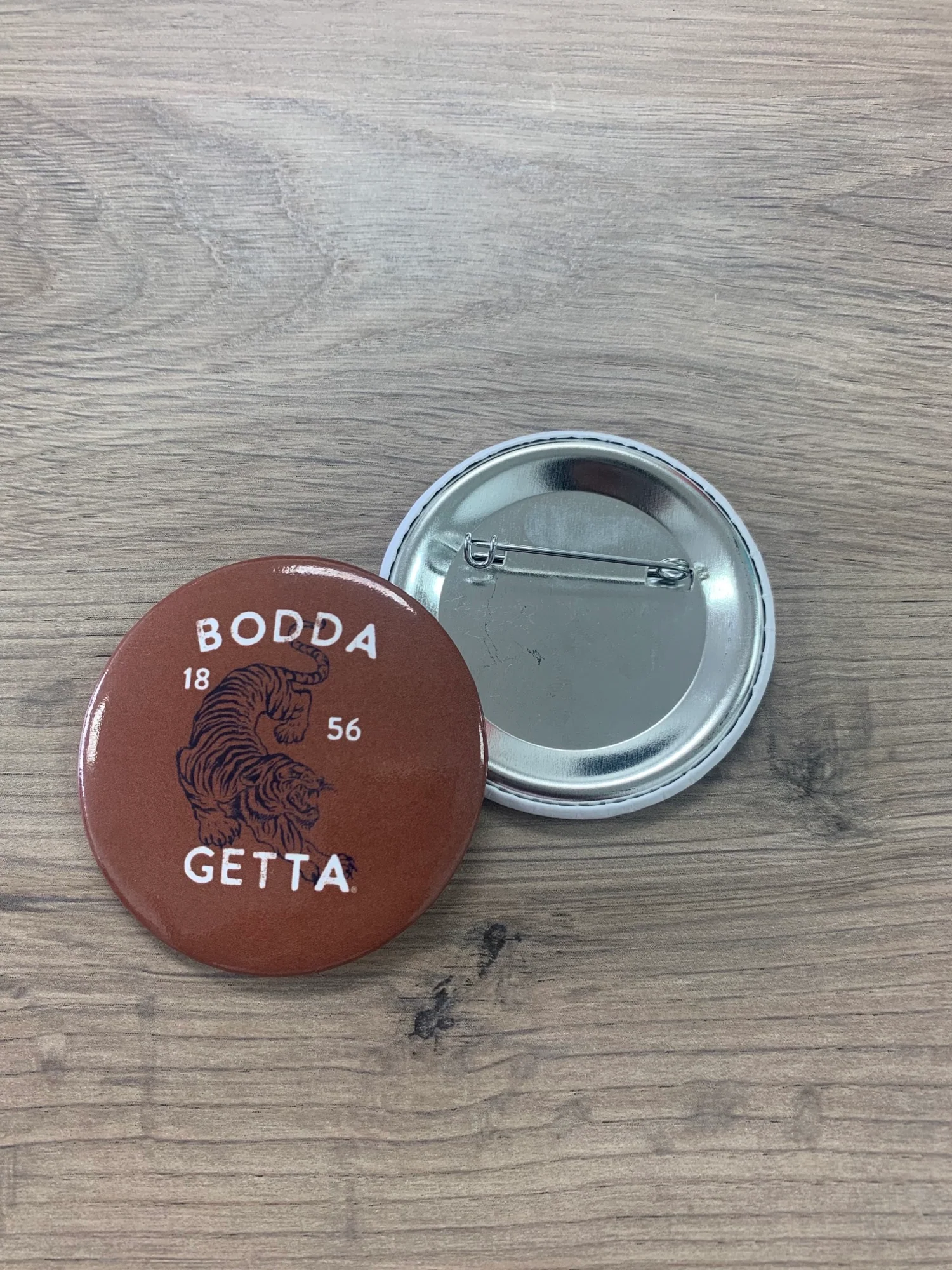 Scarlet & Gold Gameday Buttons - Image 6