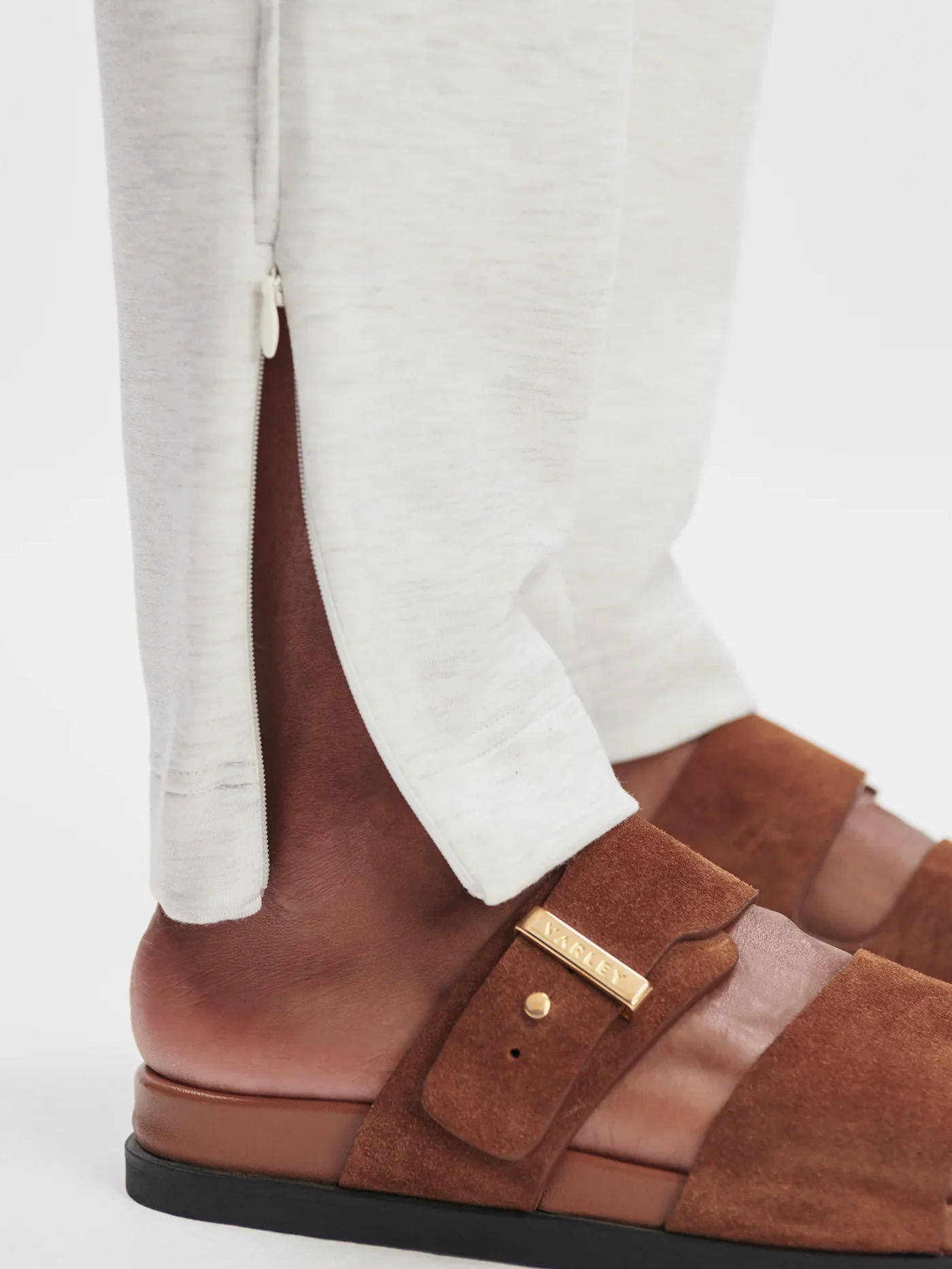 Varley The Slim Zip Hem Pant - Image 3